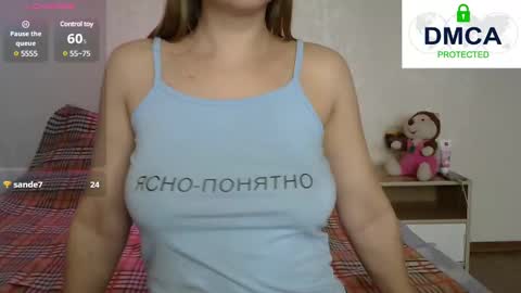 Snapshot of kira_blonde_angel chatting on 02.28.25 Kira online show from 02.28.25