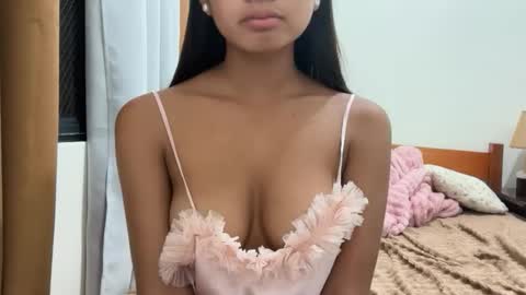 Snapshot of kira_danaya chatting on 05.26.26 kira_danaya online show from 05.26.26