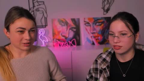 Snapshot of kira_fox_x chatting on 11.11.25 kira fox x online show from 11.11.25