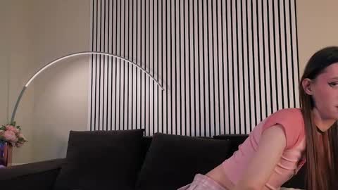 Snapshot of kira_long chatting on 02.08.26 MADI online show from 02.08.26