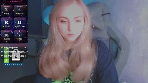 Snapshot of kira_love_sleep chatting on 01.06.26 you know thumb up me please its important online show from 01.06.26