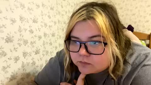 Just Kira online show from 01.04.25