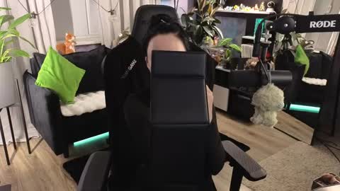 Kira    online show from 04.09.26