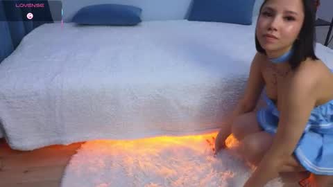 Snapshot of kiramiras chatting on 03.01.25 Kiara online show from 03.01.25