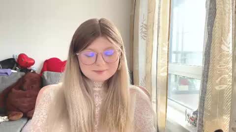 Snapshot of kirayume chatting on 06.04.26 KiraYume online show from 06.04.26