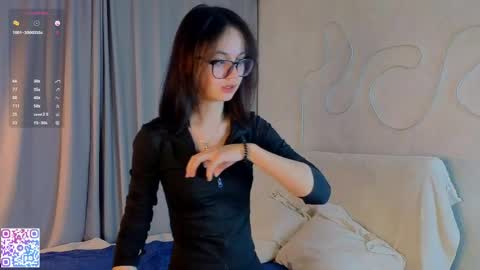 Miko online show from 04.09.26