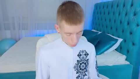    online show from 02.08.26