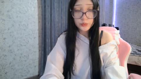 Snapshot of kirstievelasco chatting on 10.02.25 Nicole online show from 10.02.25