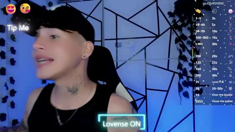 kiss_whitee online show from 05.27.26