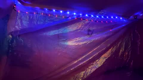 Snapshot of kissahsins chatting on 12.26.24 Kissah Kreampuff online show from 12.26.24