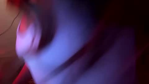 Snapshot of kissahsins chatting on 02.03.25 Kissah Kreampuff online show from 02.03.25