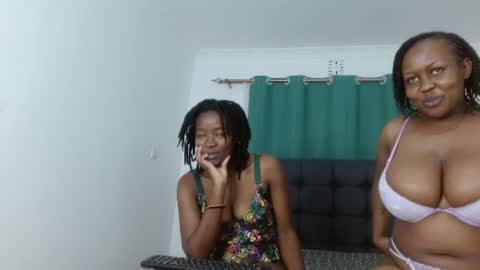 kisses_galore online show from 07.07.26