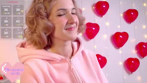 Snapshot of kisskiss_muah chatting on 02.14.25 Kate  online show from 02.14.25