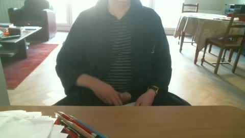 Snapshot of kisslog1 chatting on 01.11.25 kisslog1 online show from 01.11.25