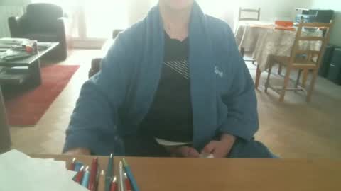 Snapshot of kisslog1 chatting on 10.11.25 kisslog1 online show from 10.11.25