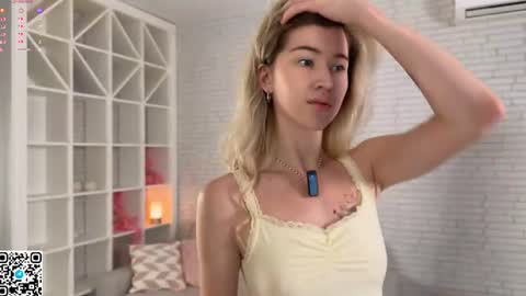 Snapshot of kissyourtessa chatting on 06.24.26 Tessa online show from 06.24.26