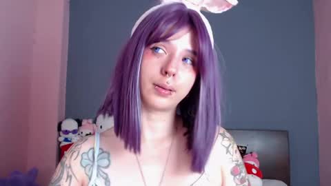 Snapshot of kitsunearineko chatting on 06.08.26 Ari Keimiwrights online show from 06.08.26
