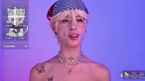 Snapshot of kitsuneplay_ chatting on 02.21.26 Salvatore online show from 02.21.26