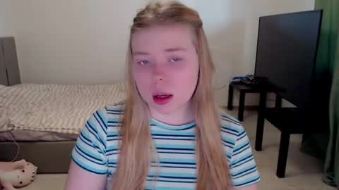 Jennyblonde and Emmabrunette online show from 06.16.26