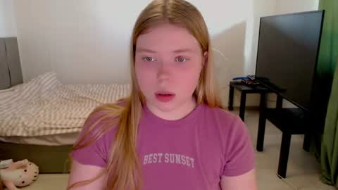 Jennyblonde and Emmabrunette online show from 07.12.26