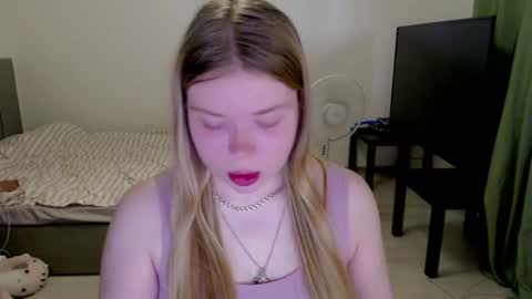 Jennyblonde and Emmabrunette online show from 07.15.26