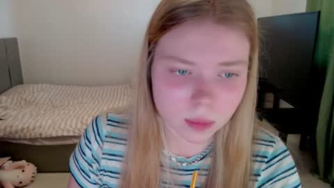 Jennyblonde and Emmabrunette online show from 07.18.26