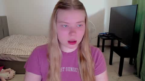 Jennyblonde and Emmabrunette online show from 07.22.26