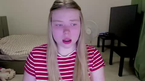 Jennyblonde and Emmabrunette online show from 07.27.26