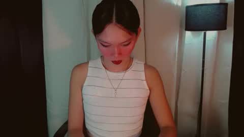 Snapshot of kitteylovesyou chatting on 10.01.25 KITTY online show from 10.01.25
