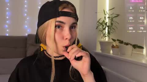 Veronica online show from 06.18.26