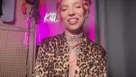 kittjones33 online show from 06.30.26