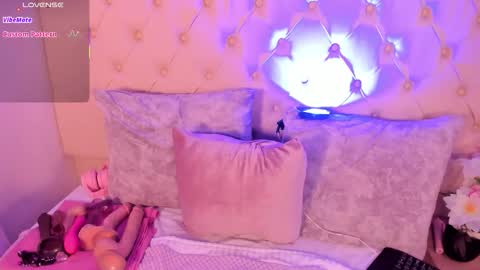 Snapshot of kitty__rouse chatting on 02.10.26 Kitty online show from 02.10.26