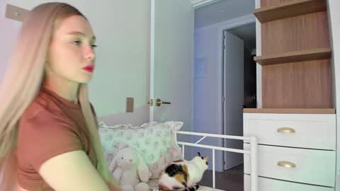 sophie online show from 02.19.26