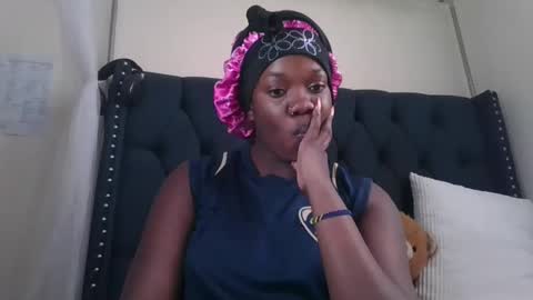 kitty_kerry online show from 11.29.25