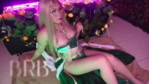 Snapshot of kitty_malach chatting on 03.06.26 Kitty online show from 03.06.26