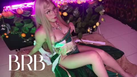 Snapshot of kitty_malach chatting on 03.11.26 Kitty online show from 03.11.26