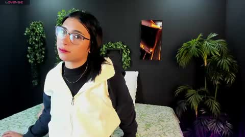 kitty_milan2 online show from 07.15.26