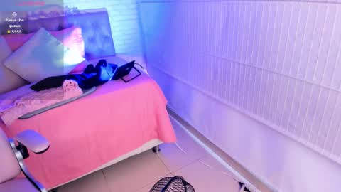 Kitty online show from 11.13.25