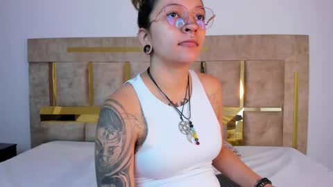 Kitty Rave online show from 09.18.25