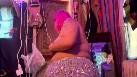 Snapshot of kittycat929709 chatting on 12.17.24 Drip maker online show from 12.17.24