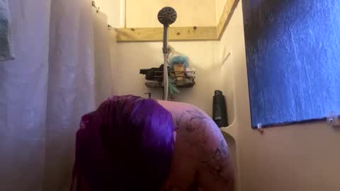 Snapshot of kittycat929709 chatting on 02.10.25 Drip maker online show from 02.10.25