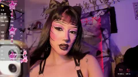 Kitty Goth  online show from 10.15.25