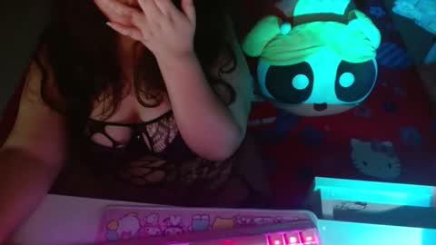 Snapshot of kittyk3 chatting on 09.30.25 Dannita online show from 09.30.25