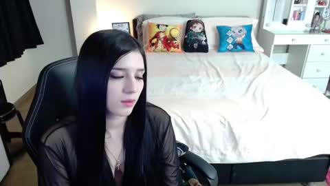 Isabel online show from 02.25.25