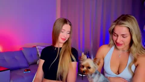 Mona  Sophia online show from 07.24.26