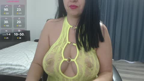 Snapshot of kittyonfiree chatting on 12.16.24 kittyonfiree online show from 12.16.24