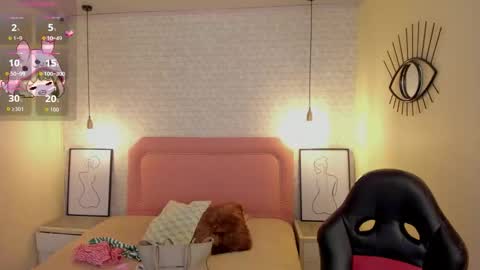  K I T T  Y  online show from 10.20.25