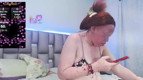 kittywhiteass online show from 05.05.26