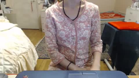 Snapshot of kiuminberry chatting on 01.17.26 KiuminBerry online show from 01.17.26