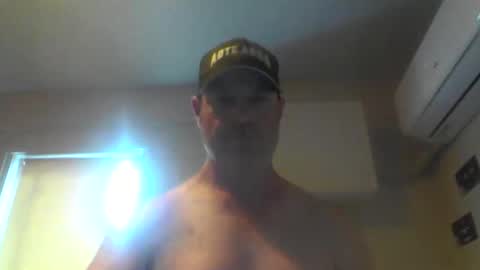 Snapshot of kiwiguy19773 chatting on 01.25.25 kiwiguy19773 online show from 01.25.25